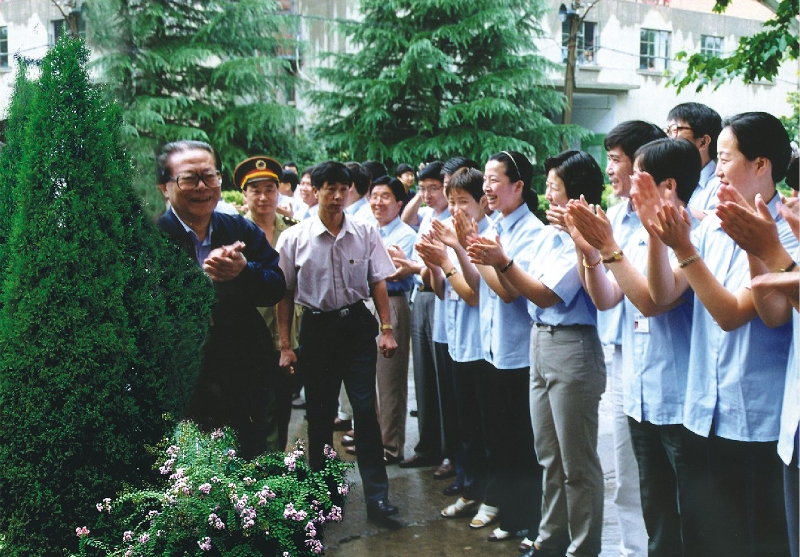 1999江泽民总书记视察GA黄金甲