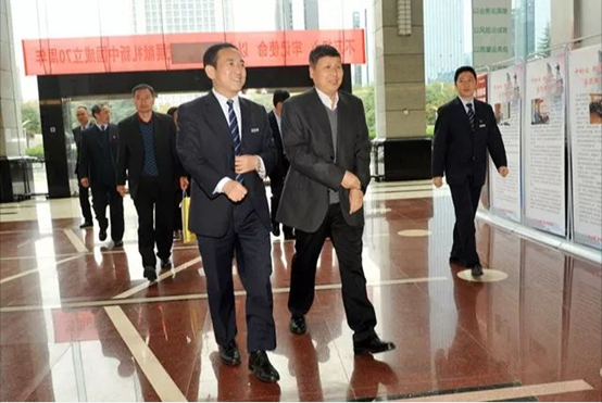 阳煤平原化工董事长武金万一行来GA黄金甲参观互换